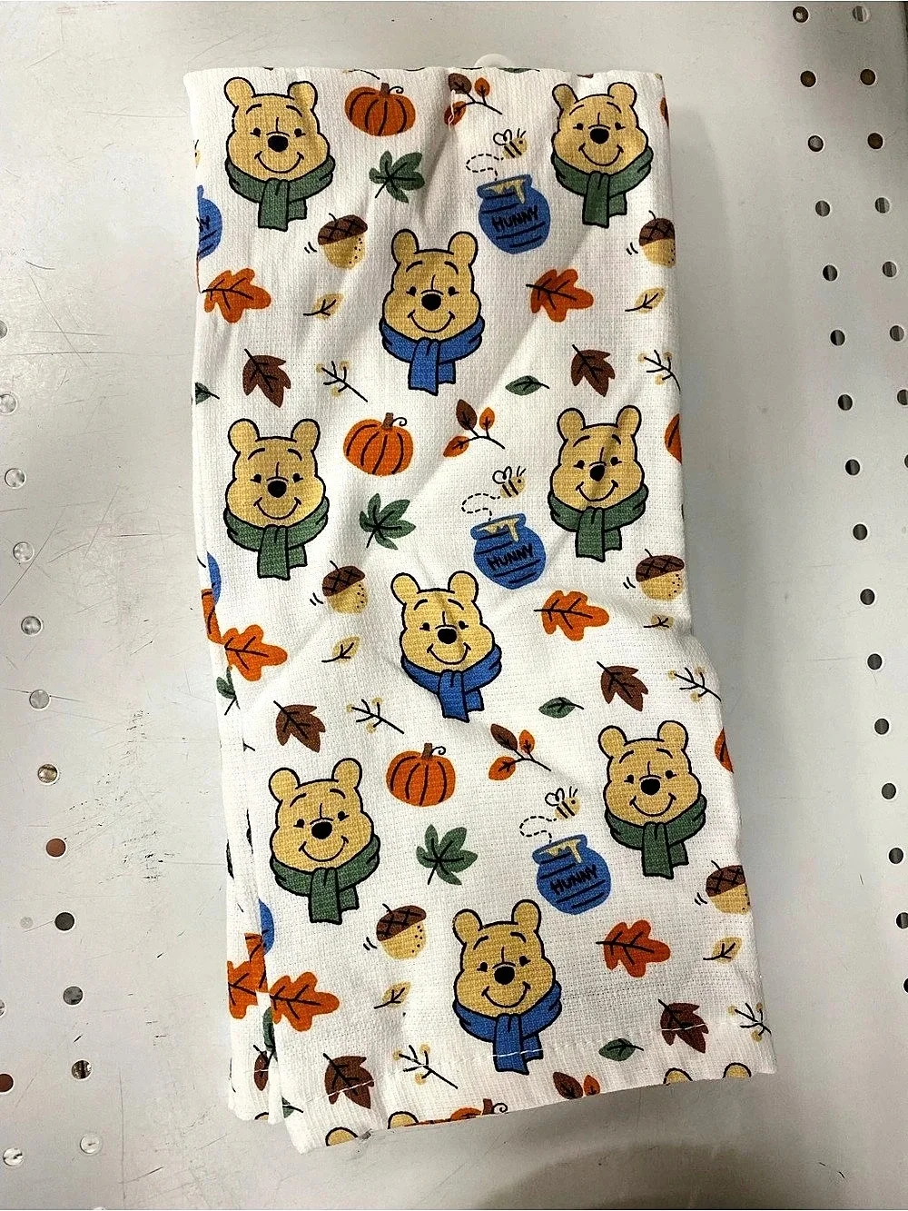 BRAND NEW!! Disney Winnie the Pooh Set of 2 Kitchen Towels White & Yellow NWT